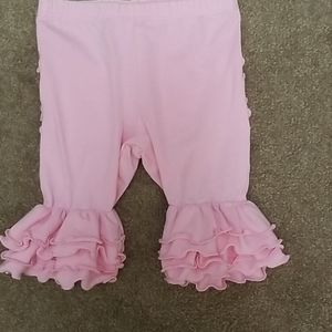 Ruffle Butts bermuda shorts size 12-18 mo